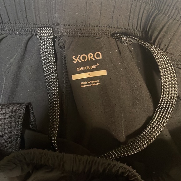 Shorts - Picture 5 of 6